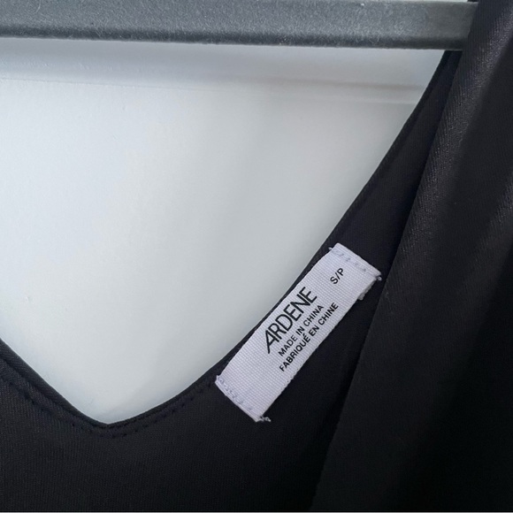 3/$45 Ardene V neck Tank Bodysuit - Picture 3 of 4